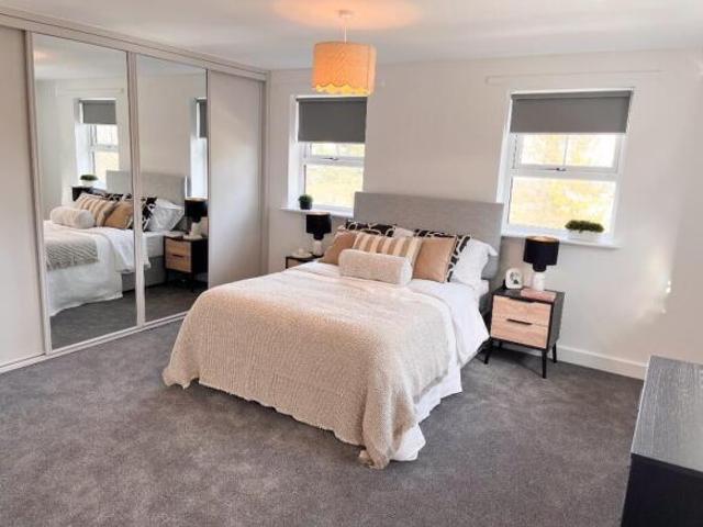 Farm for rent in Austhorpe, West Yorkshire