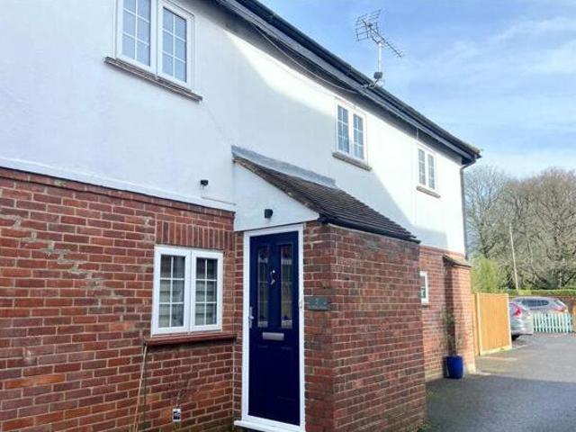 House for rent in Fole, Surrey