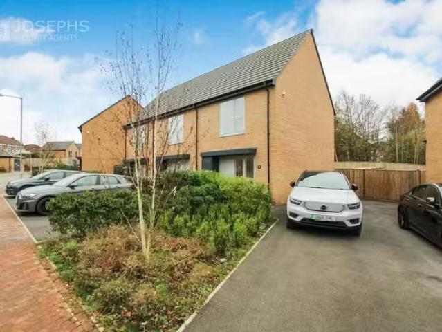 House for rent in Lee Bank, Greater Manchester