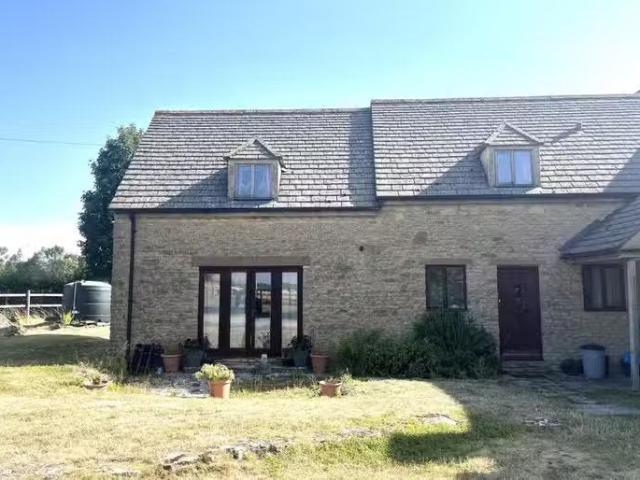 House for rent in Fossebridge, Gloucestershire