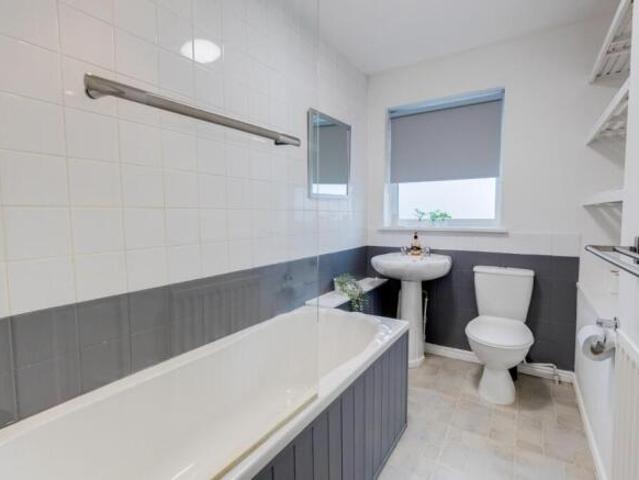 Farm for rent in Roselands, Livermead