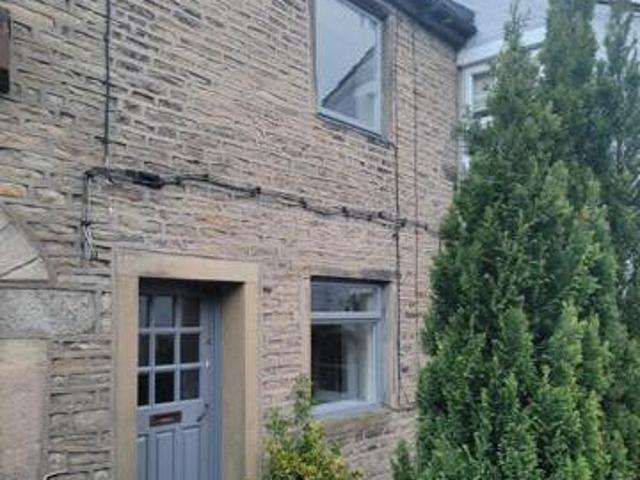 House for rent in Charlestown, Charlesworth