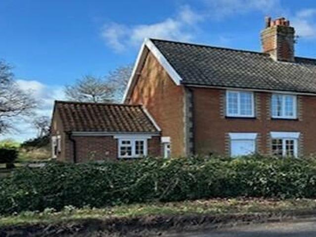House for rent in Lyons, Greater London