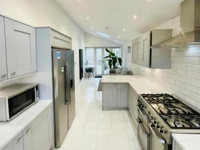 House for rent in Hillhouse, Huddersfield