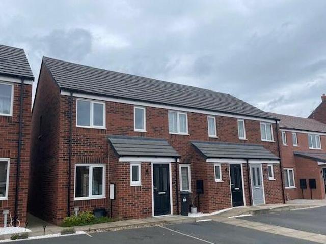 House for rent in Caldermill, East Midlands