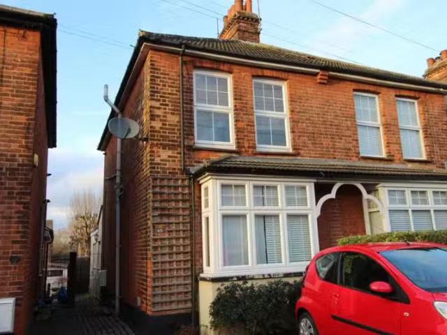 House for rent in Pilgrims' Hatch, Navestock Side