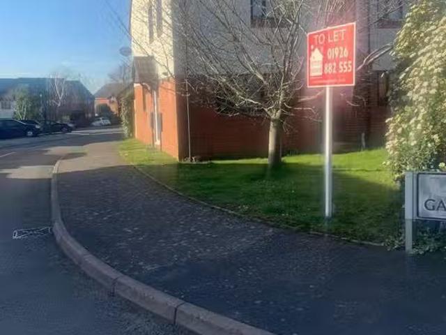 House for rent in Green Close, Warwickshire
