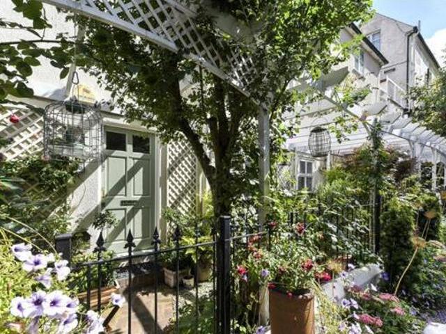 House for rent in Lyons, Greater London