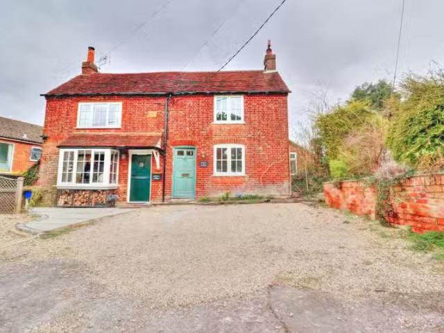 House for rent in Longwick, Buckinghamshire