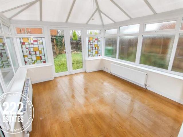 Farm for rent in Cinnamon Brow, Warrington