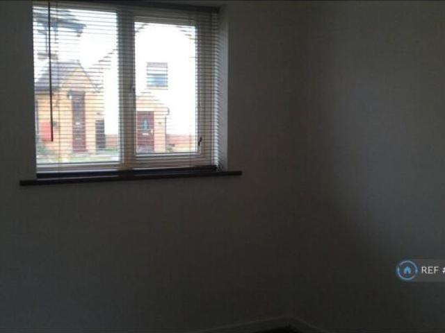 Farm for rent in Crownhill, Shenley Church End
