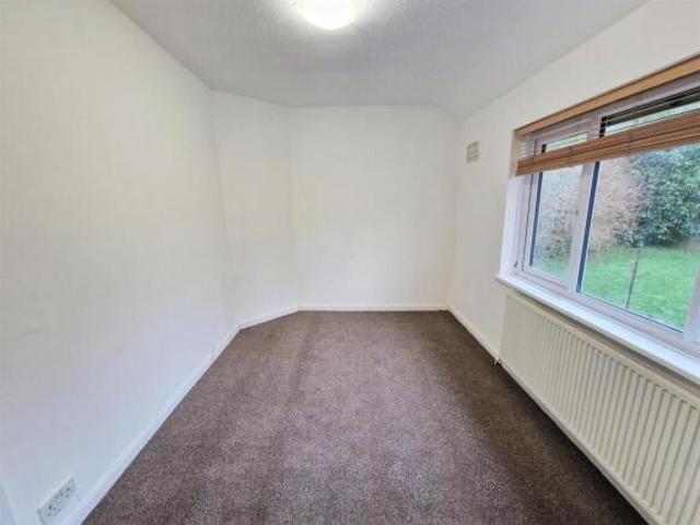 Farm for rent in Turves Green, West Midlands