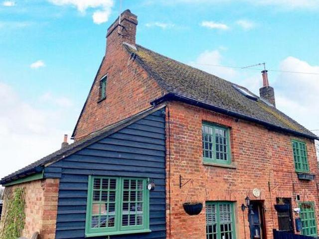 House for rent in Lyons, Greater London
