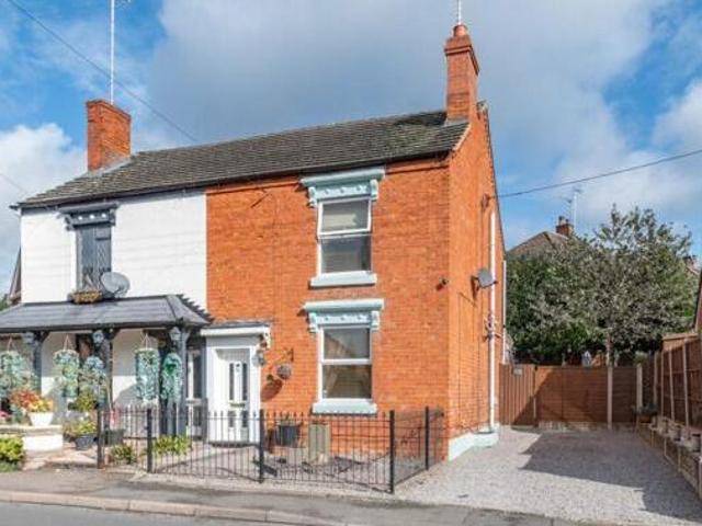 House for rent in Callow Hill, Redditch