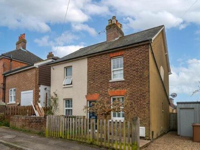 House for rent in Redhill, Reigate and Banstead