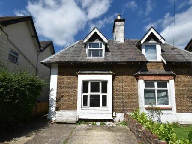 House for rent in Red Hill, Surrey
