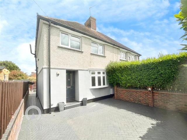 Semi Detached House for rent in Dartford