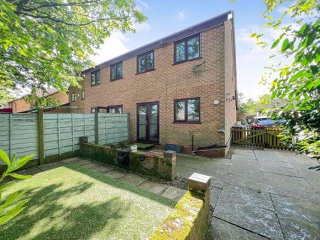 Farm for rent in Lee Bank, Greater Manchester