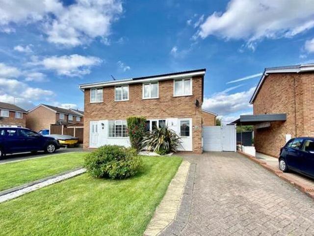 House for rent in Lyons, Greater London