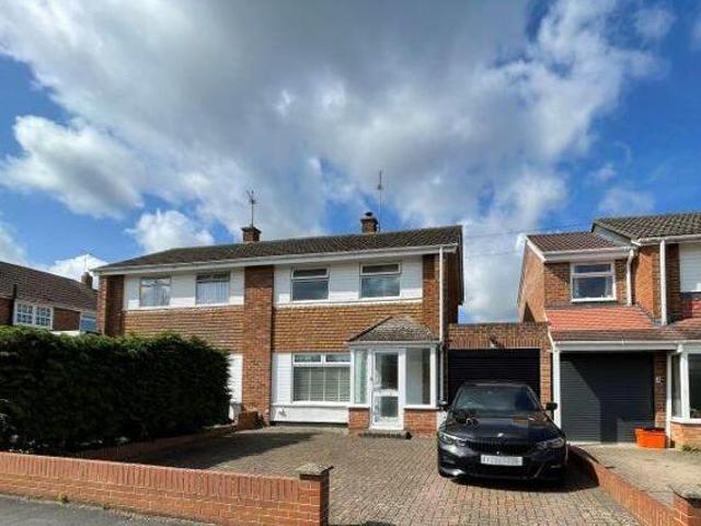 House for rent in Swindon, England