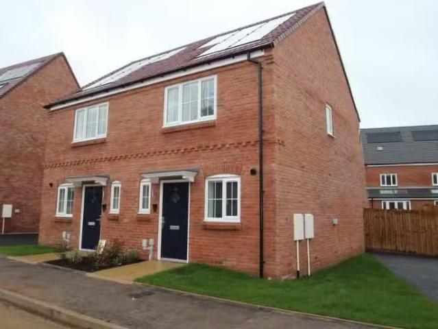 House for rent in New Bilton, Warwickshire