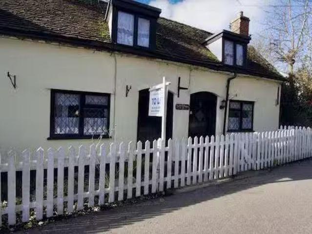 House for rent in Fishersgate, West Sussex