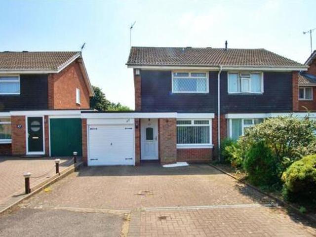 House for rent in Woodway Park, West Midlands
