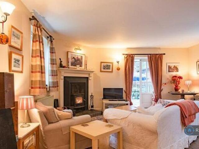 House for rent in Lyons, Greater London