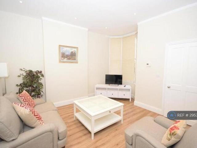 Farm for rent in Brayford, Lincolnshire