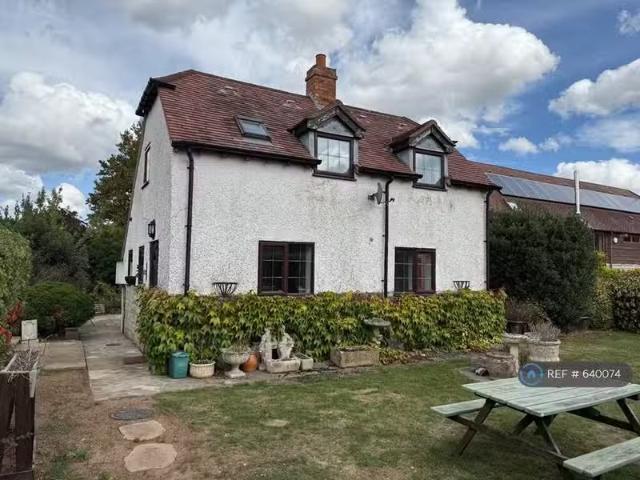 House for rent in Alderminster, Warwickshire