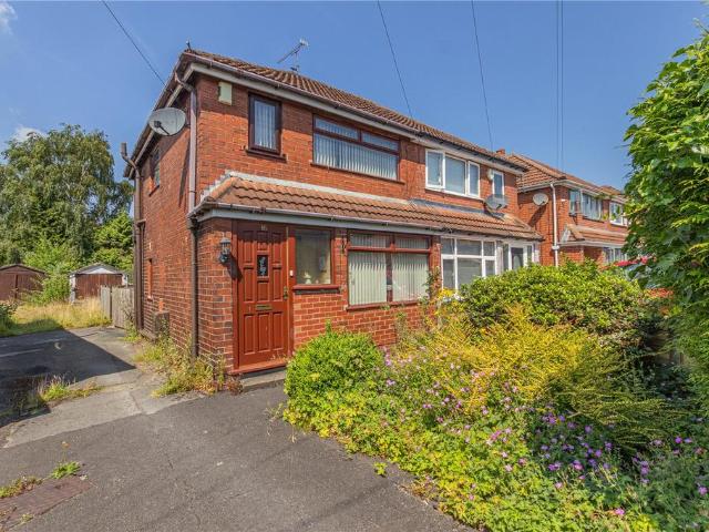 House for sale in Firgrove, Burnedge