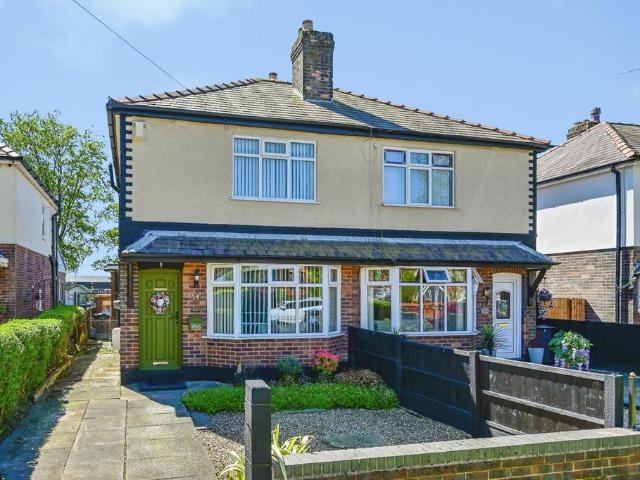 House for sale in Digmoor, Roby Mill