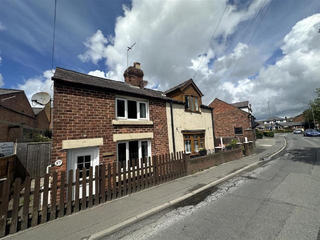 House for sale in Tarleton, Roby Mill