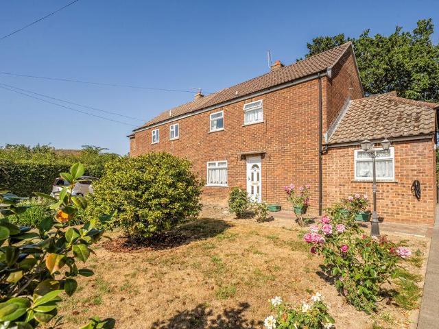 House for sale in Capel, Sandown Park