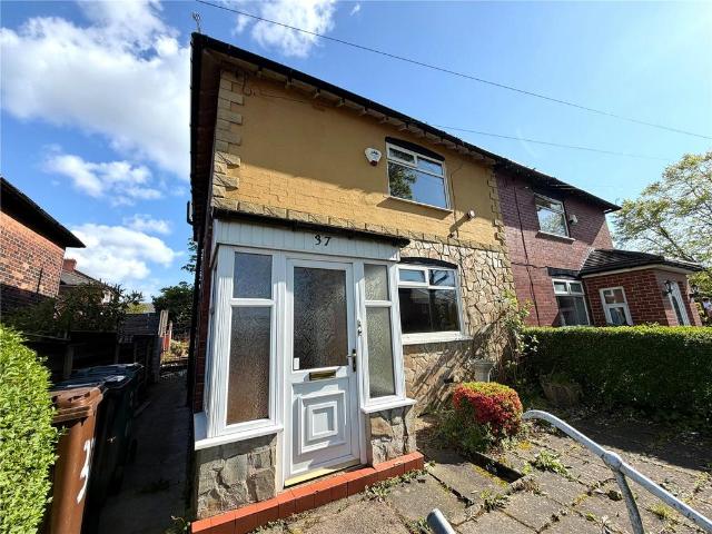 House for sale in Chapel Field, Bury