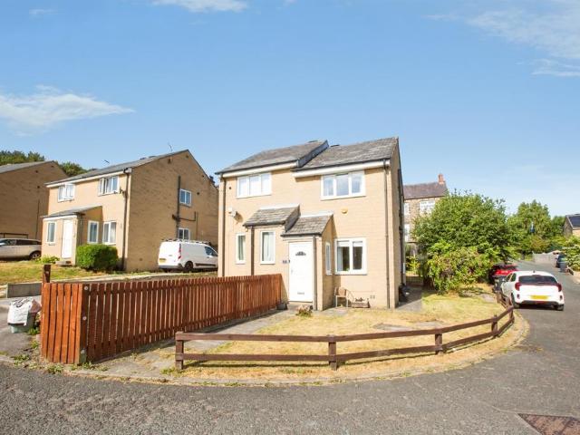 House for sale in Friendly, Sowerby Bridge