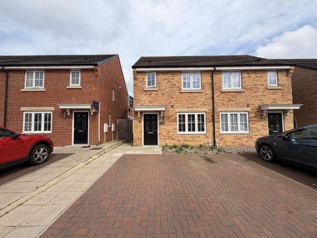 House for sale in East Chevington, Hadston
