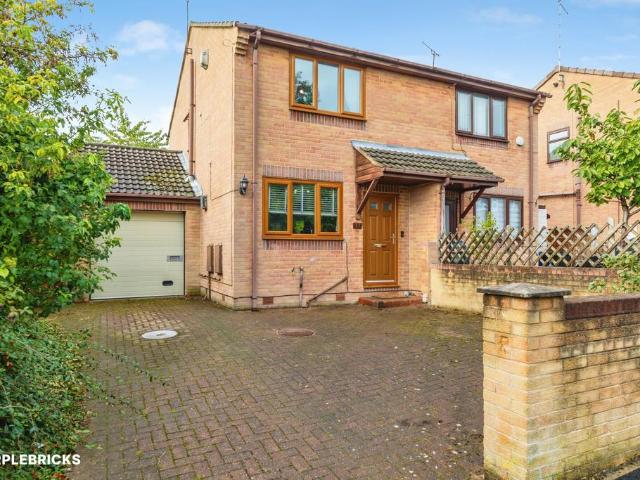 House for sale in Worsbrough Bridge, Barnsley