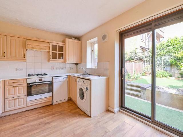 House for sale in Custom House, Greater London