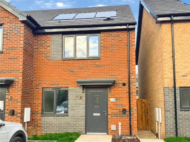House for sale in Lakeside, Doncaster