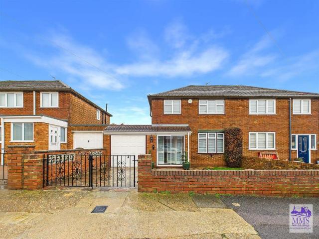 House for sale in Strood