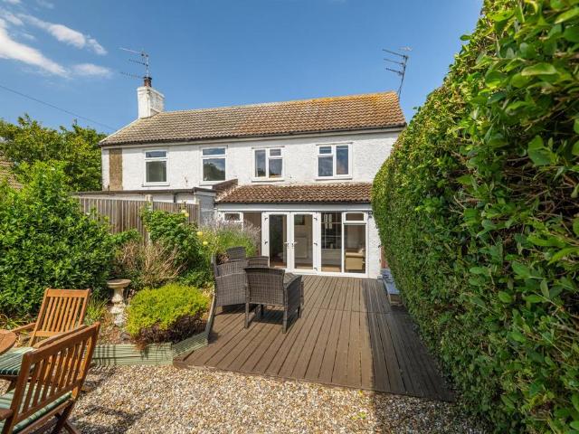 House for sale in Stokesby, Norfolk