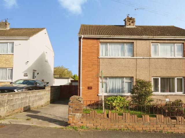 House for sale in Laleston, Cefn Glas