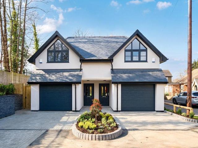 House for sale in Lower Halliford, Surrey