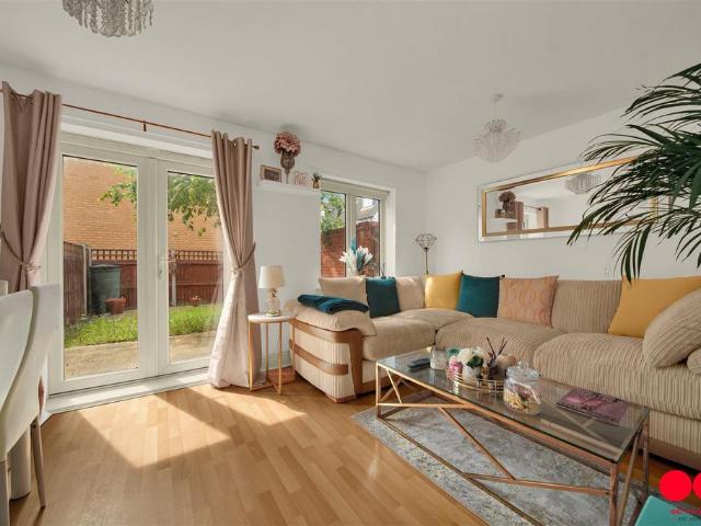 House for sale in Gidea Park, Greater London