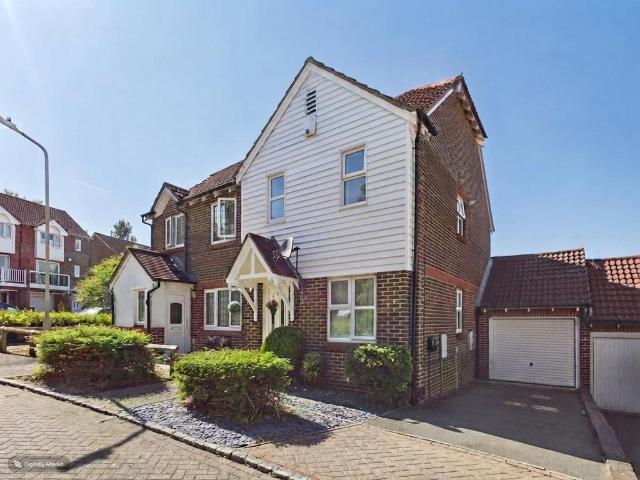 House for sale in Bridgefield, Kent