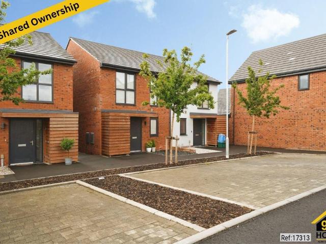 House for sale in Gloucester, Gloucestershire