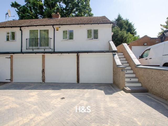 House for sale in Marston Green, West Midlands