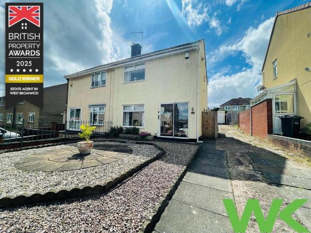 House for sale in Balls Hill, Hill Top