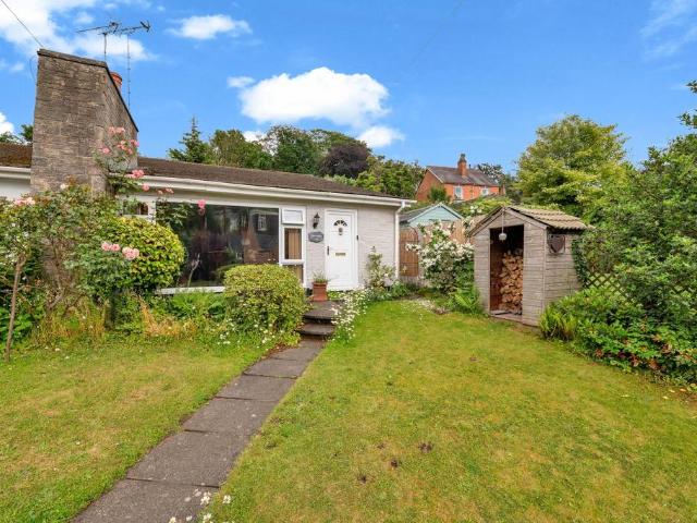House for sale in Woodhouse Eaves, Elmfield